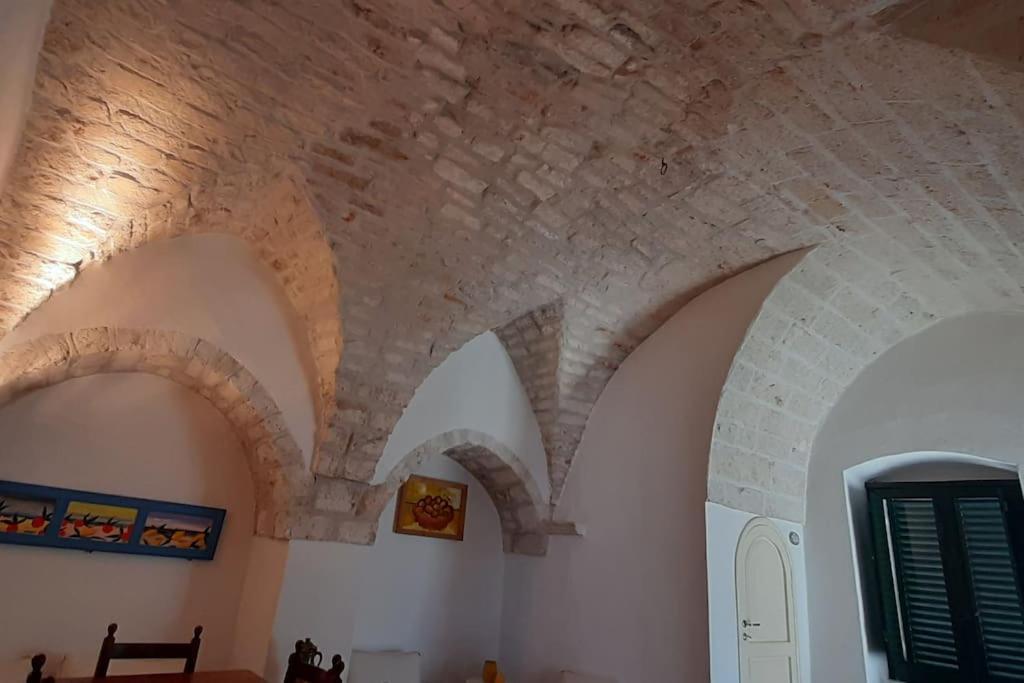 Dimora Lavinia Casa Vacanze Centro Storico 오스투니 외부 사진