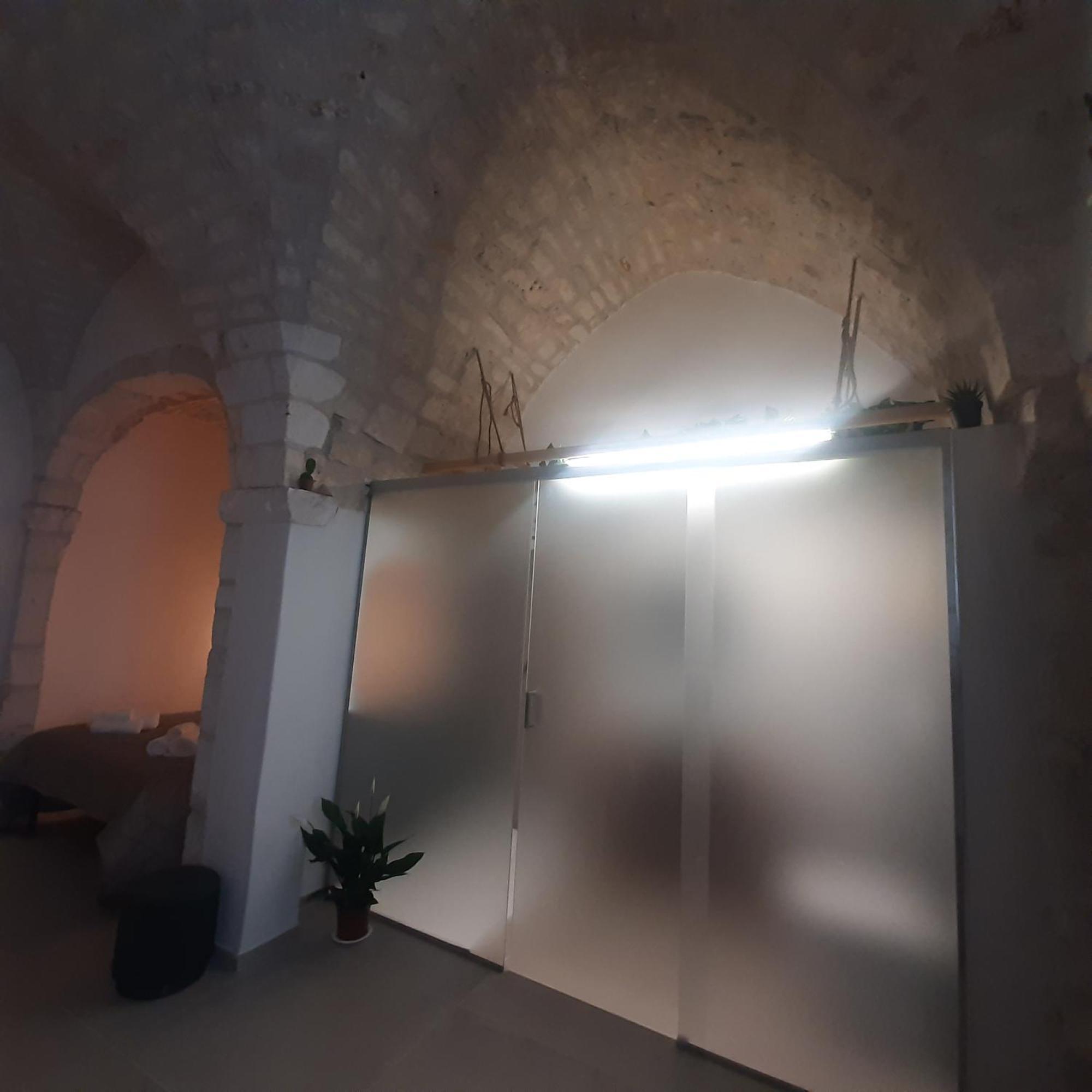 Dimora Lavinia Casa Vacanze Centro Storico 오스투니 외부 사진