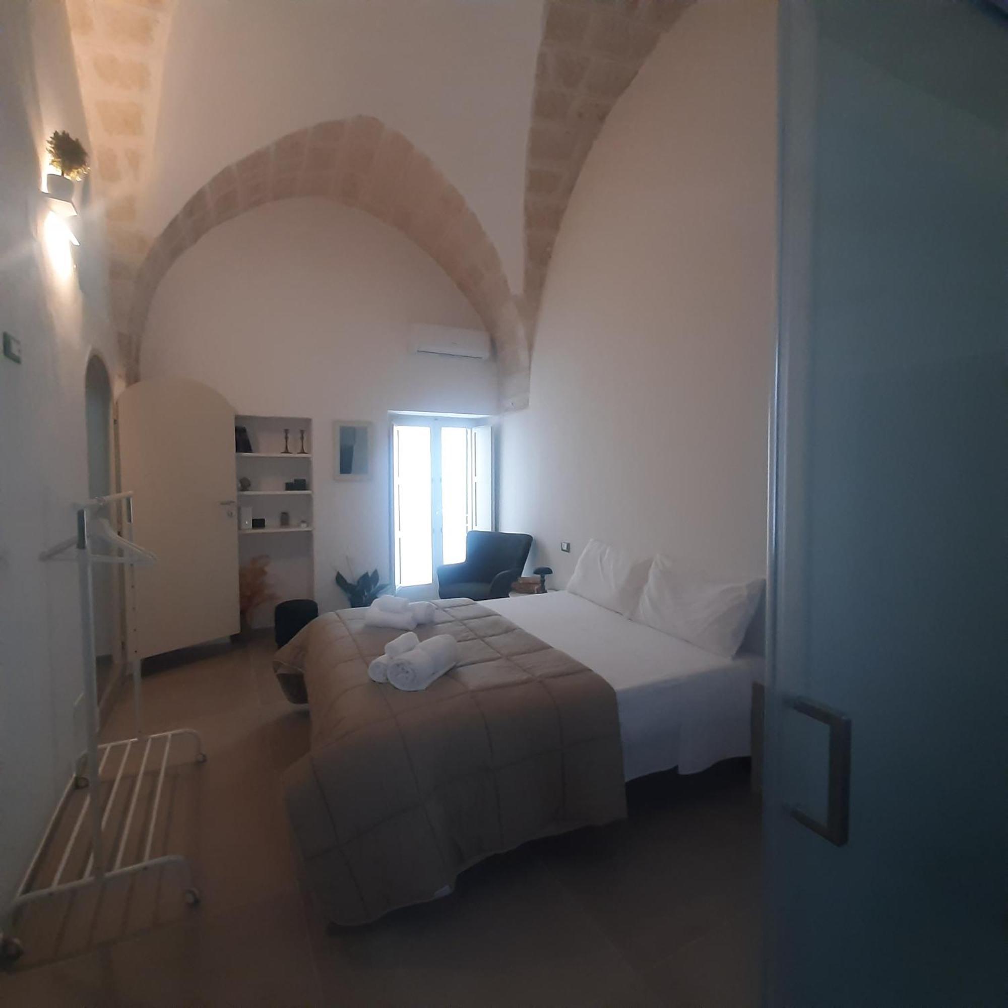 Dimora Lavinia Casa Vacanze Centro Storico 오스투니 외부 사진