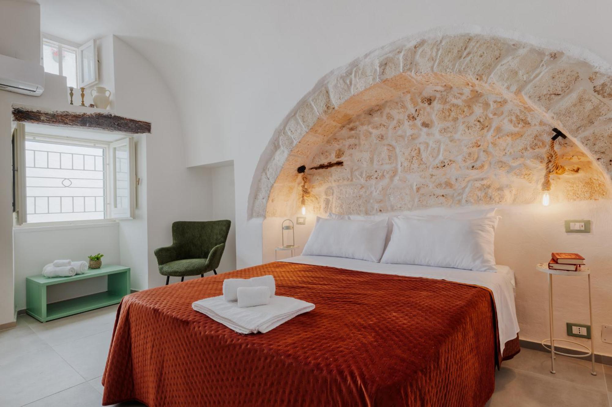 Dimora Lavinia Casa Vacanze Centro Storico 오스투니 외부 사진